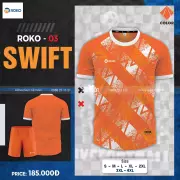 Quần áo bóng đá Roko Swift